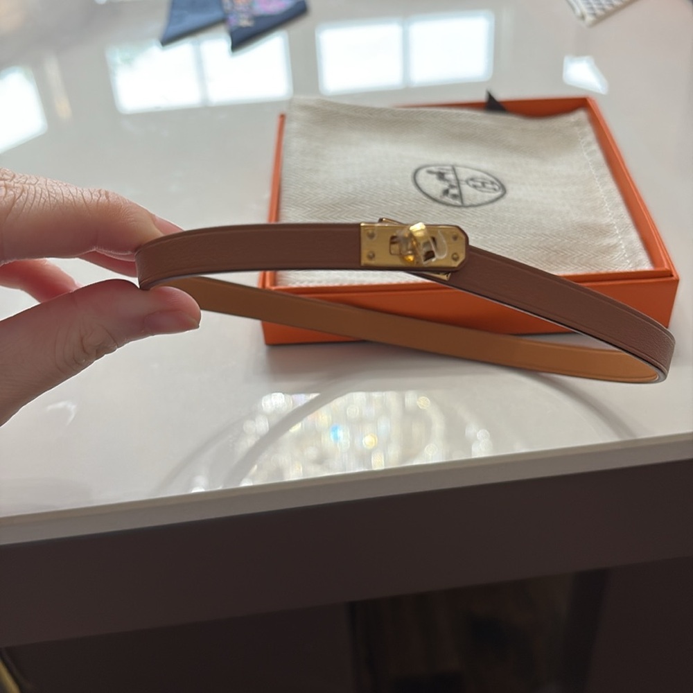 Brand new Hermes gold gold hardware mini Kelly choker